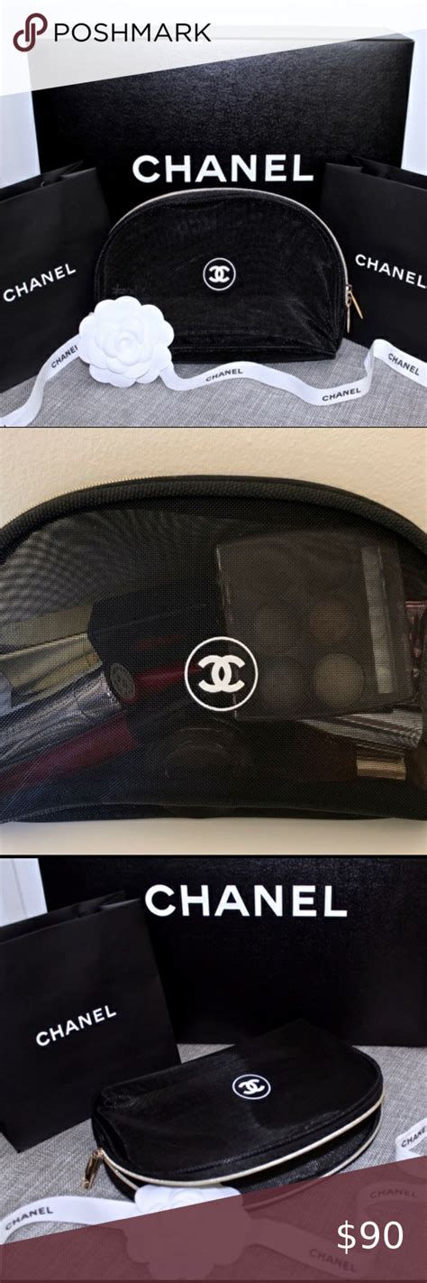 chanel cosmetic bag 2020.